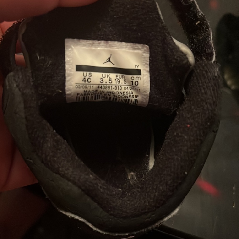 Jordans for baby, black, Size 4c - Picture 5 of 5